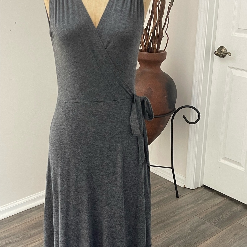 Acemi Women’s Sleeveless Dress Size Small Rayon Spandex A Line V Neck Tie Waist
